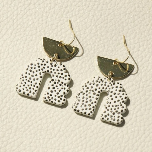 3/$20 Jewelry Dalmatian Print U Shaped Hoop Earrings - Picture 4 of 4